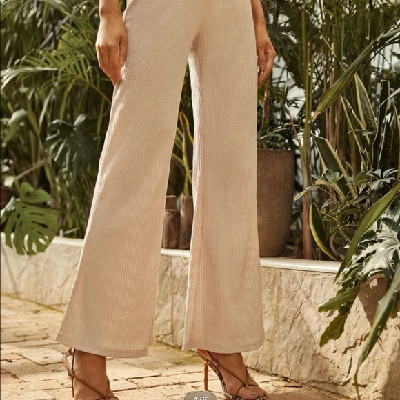 Tan Elastic Waist Palazzo Pants - Picture 4 of 4